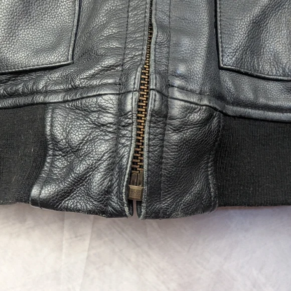 Alpha Industries Size XL Leather Flight Jacket Black Multiple Pockets